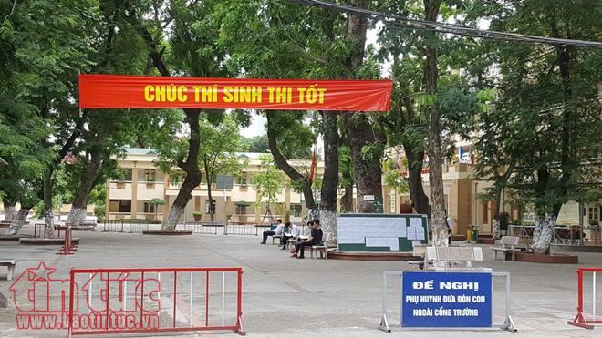 Thí sinh rạng rỡ vì không 'trúng tủ' nhưng vẫn làm tốt bài thi Ngữ văn ảnh 1